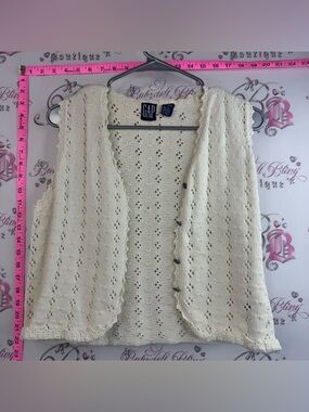 GAP cardigan vest button up white knit Cream Openwork Button-Front Knit Vest